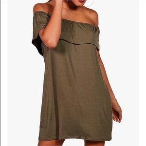 NWT Jersey Off the shoulder Swing Dress